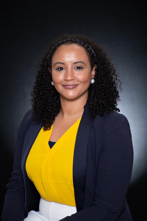2021 Headshot 